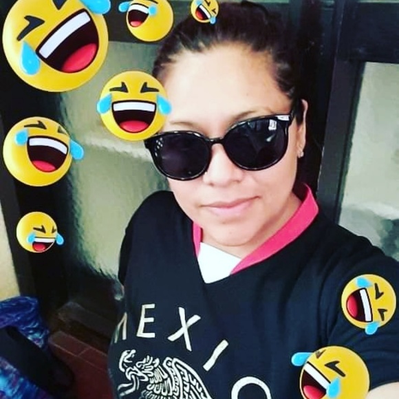 Meet your Posher, Faby - Picture 14 of 16